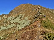 36 Alla selletta tra Arete e Valegino la cresta sud-est un po' tormentata all'inizio  